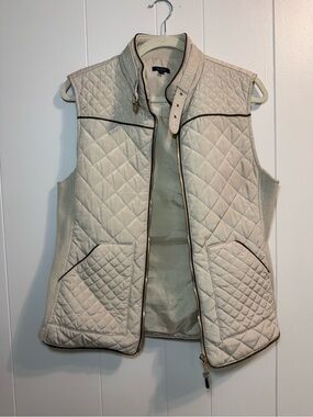 Quinn Womans M Quilted Oatmeal Vest - Classic Sleeveless Jacket Old Money